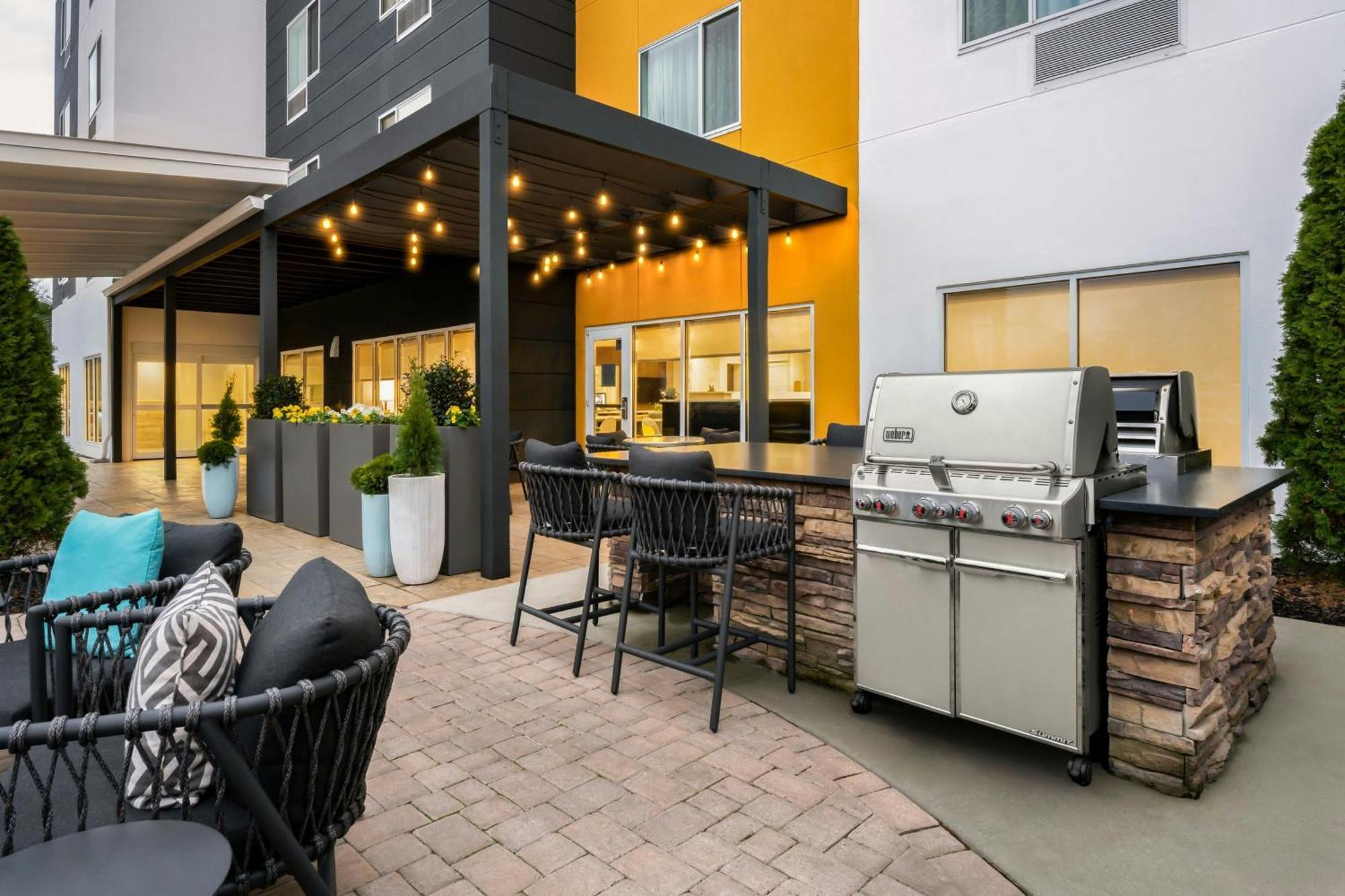 Towneplace Suites By Marriott Montgomery Eastchase Eksteriør bilde